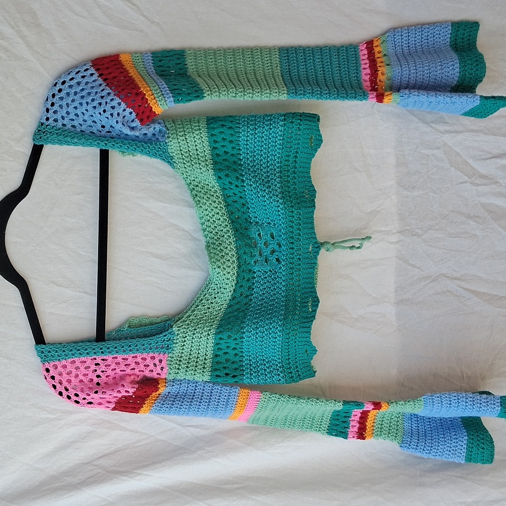 Multicolor Crochet Lace-Up Crop Top Belle Sleeves Size L